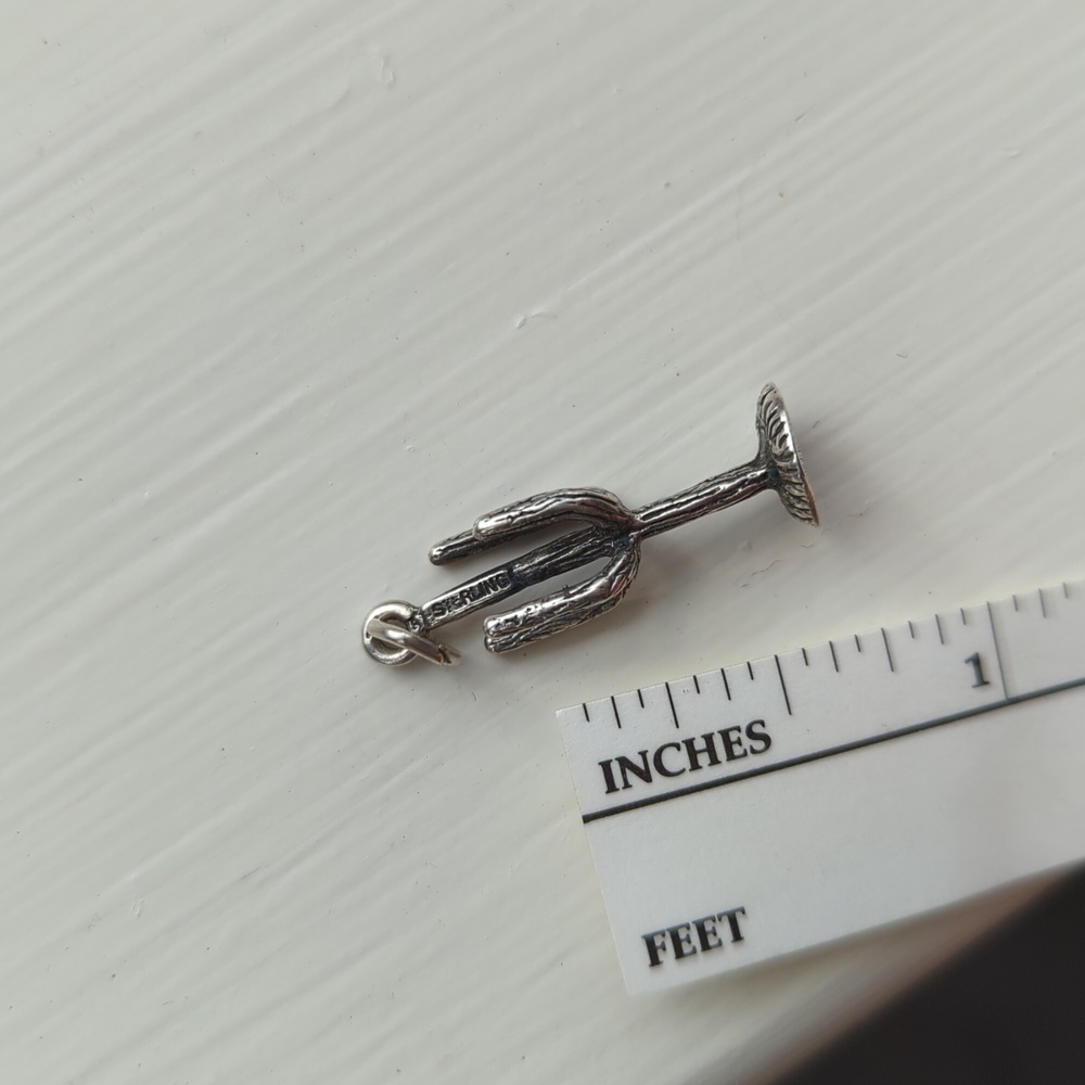 Sterling silver cactus saguaro charm - Picture 3 of 4